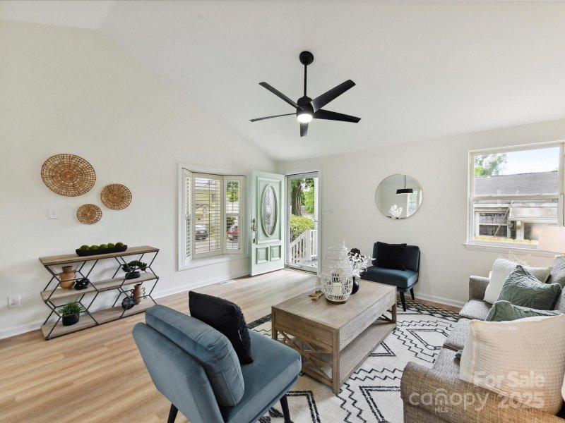 Property image 5 at 2017 Brewton Drive, Charlotte, NC 28206