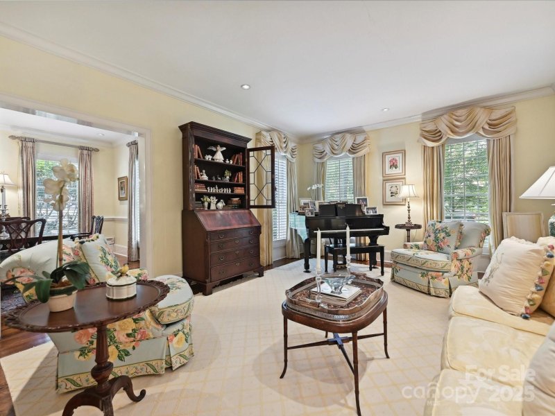 Property image 5 at 828 Colville Road, Charlotte, NC 28207