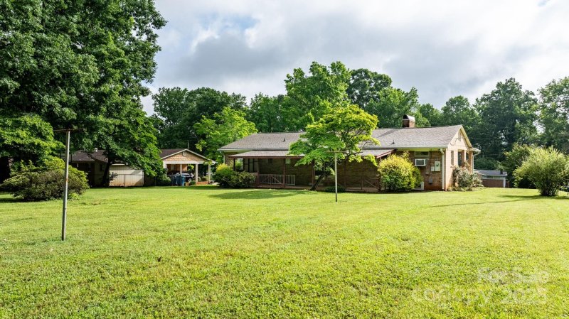 Property image 2 at 518 W School Street, Maiden, NC 28650