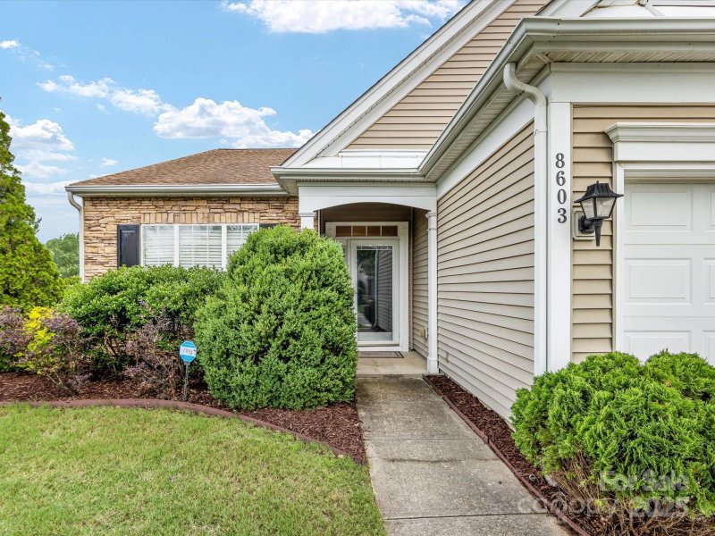 Property image 5 at 8603 Robinson Meadow Court, Charlotte, NC 28277