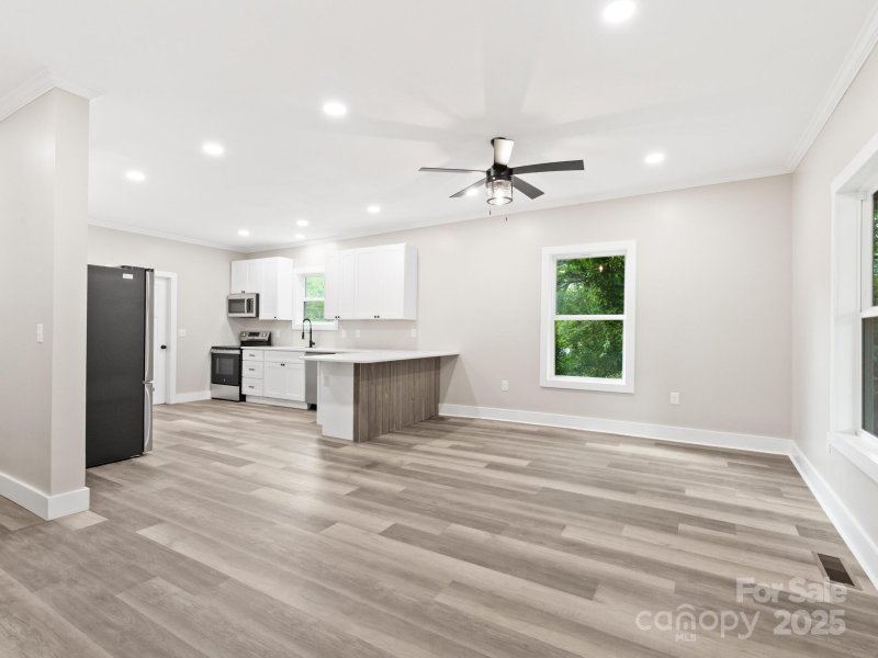 Property image 2 of 123 Edwards Avenue in Beacon Village, Swannanoa, NC 28778