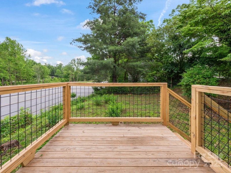 Property image 5 of 123 Edwards Avenue in Beacon Village, Swannanoa, NC 28778