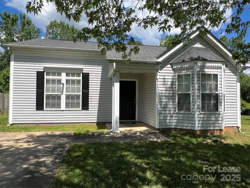 8723 Purple Thistle Lane