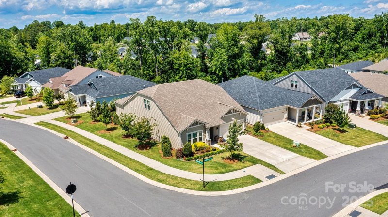 Property image 3 at 4197 Canopy Creek Drive, Denver, NC 28037