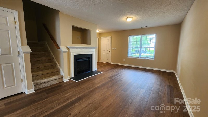 Property image 3 at 3208 Barons Court Road, Charlotte, NC 28213