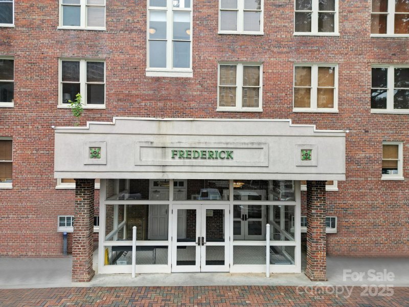 Property image 4 at 515 N Church Street, Charlotte, NC 28202