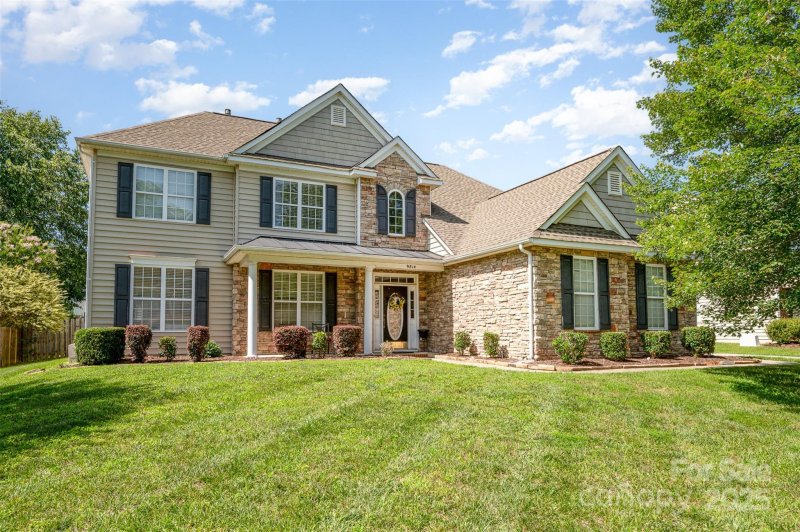 Property image 2 of 9814 Tompkins Lane in The Reserve, Waxhaw, NC 28173
