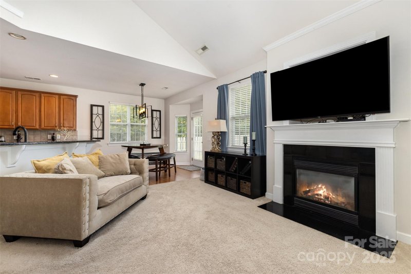 Property image 5 of 9814 Tompkins Lane in The Reserve, Waxhaw, NC 28173