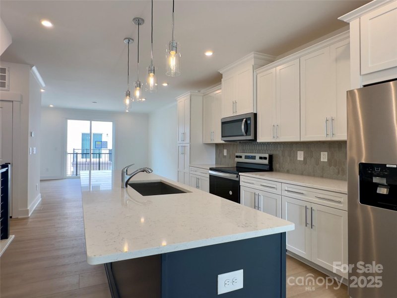 Property image 2 at 6013 Countess Drive, Charlotte, NC 28217