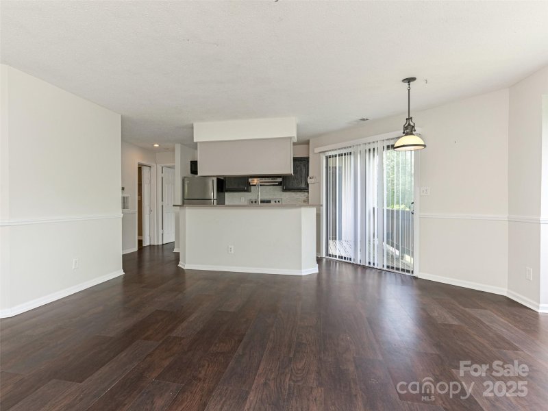 Property image 3 at 8202 Cedar Glen Drive, Charlotte, NC 28212