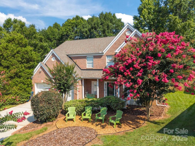 Property image 2 of 1012 Bancroft Court in Legacy Park, Fort Mill, SC 29707