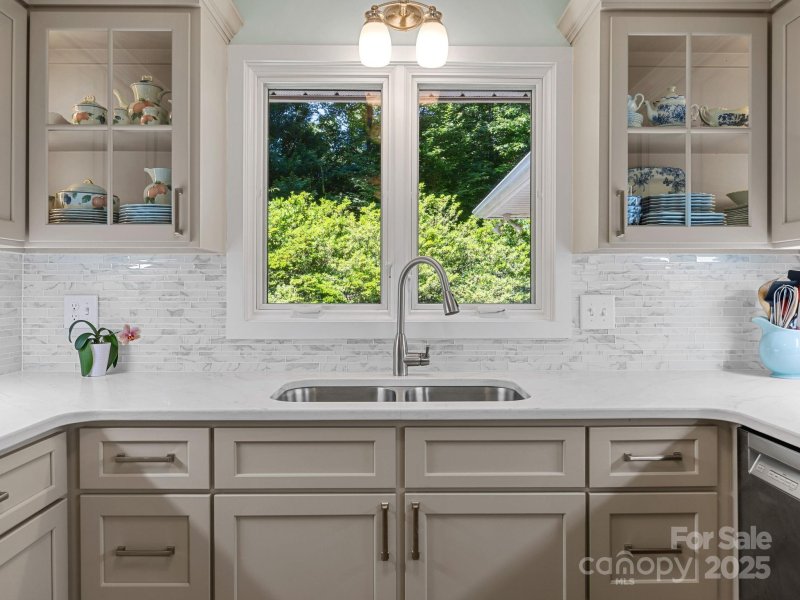 Property image 4 of 266 Case Street in Poppy Slopes, Columbus, NC 28722