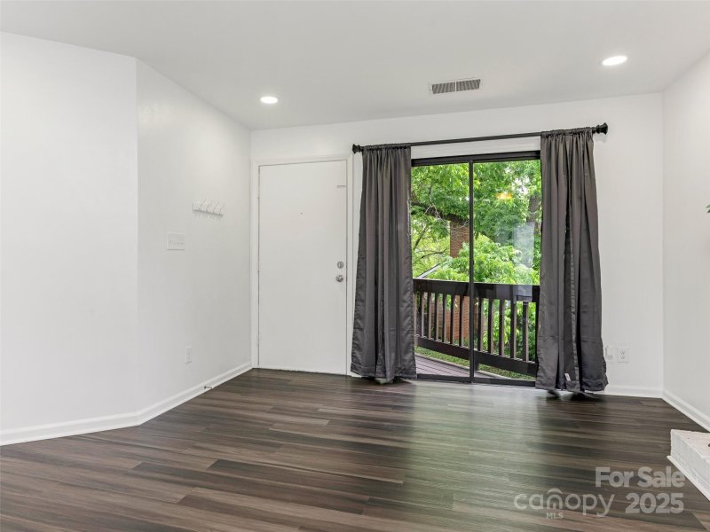 Property image 2 at 8183 Cedar Glen Drive, Charlotte, NC 28212