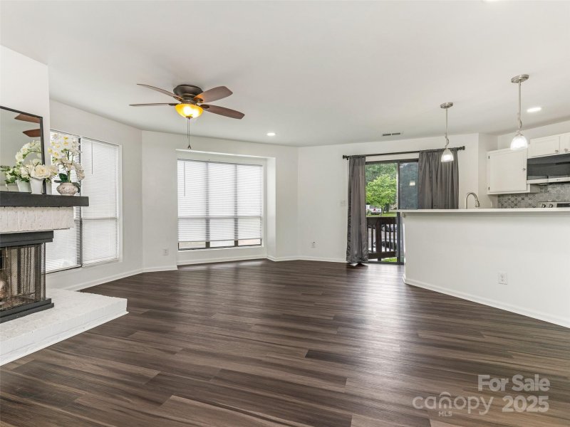 Property image 3 at 8183 Cedar Glen Drive, Charlotte, NC 28212