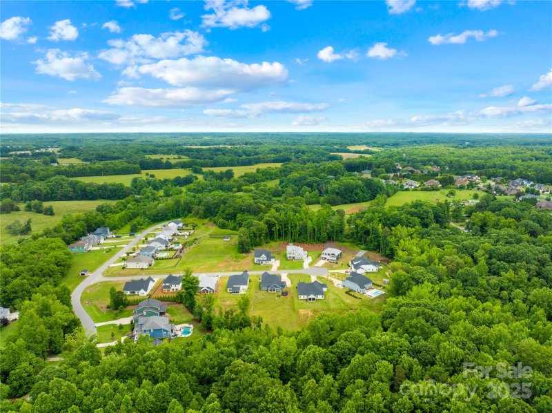 Property image 3 at 126 Still Creek Drive, Mooresville, NC 28115