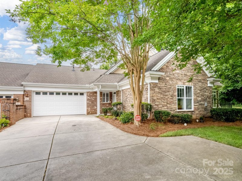 Property image 2 of 10875 Casetta Drive in Bella Sera Villas, Matthews, NC 28105