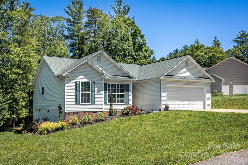 Property image 4 at 225 Forest Glen Way, Morganton, NC 28655