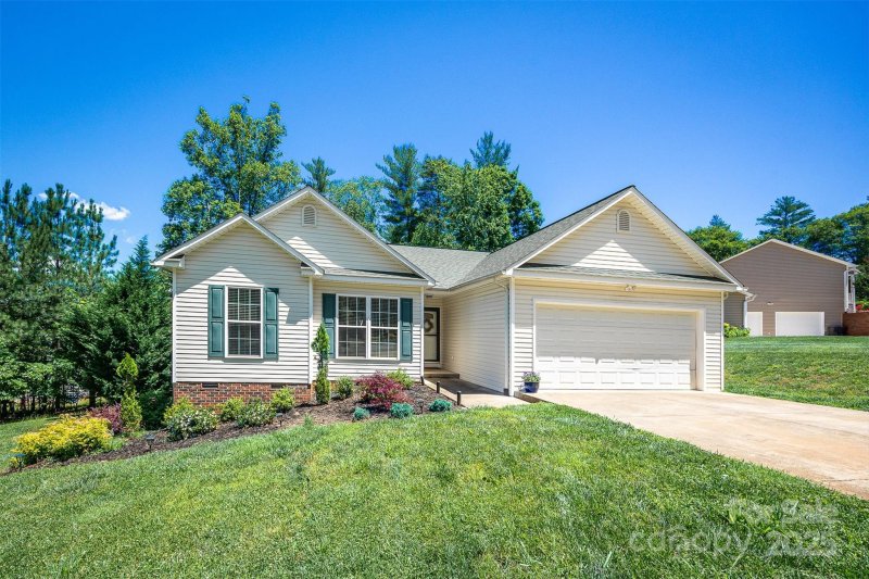 Property image 5 at 225 Forest Glen Way, Morganton, NC 28655