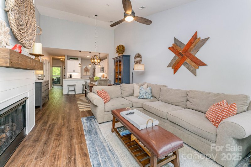 Property image 4 at 915 Northeast Drive, Davidson, NC 28036