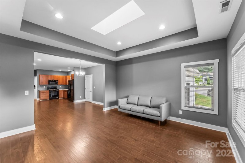 Property image 4 at 6 Meeting Street, Asheville, NC 28803