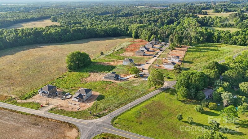Property image 4 of 21063 Running Creek Drive in Running Creek, Locust, NC 28097