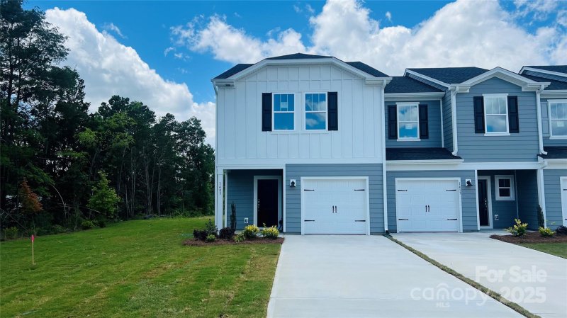 1403 Old Rivers Road