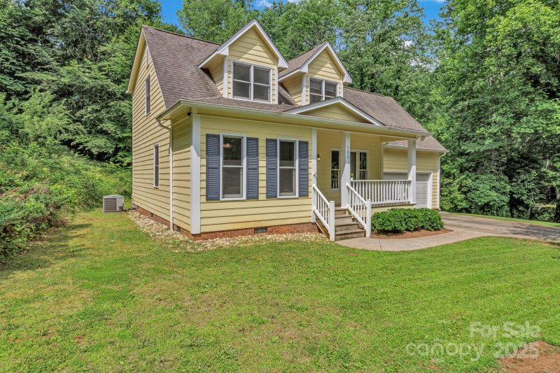 Property image 3 of 102 Overbrook Road in Central Park, Spindale, NC 28160