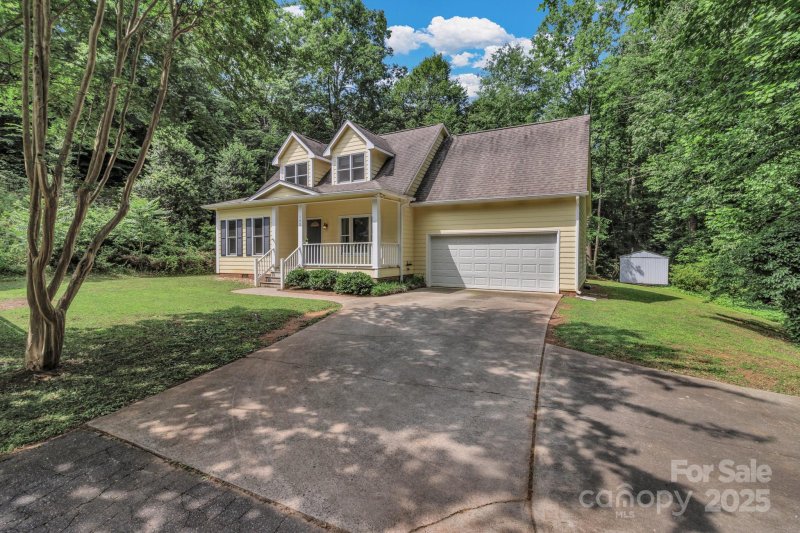 Property image 4 of 102 Overbrook Road in Central Park, Spindale, NC 28160