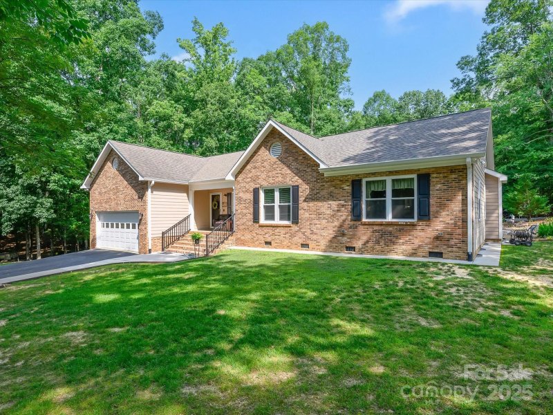 Property image 3 at 7300 Bailywick Drive, Waxhaw, NC 28173