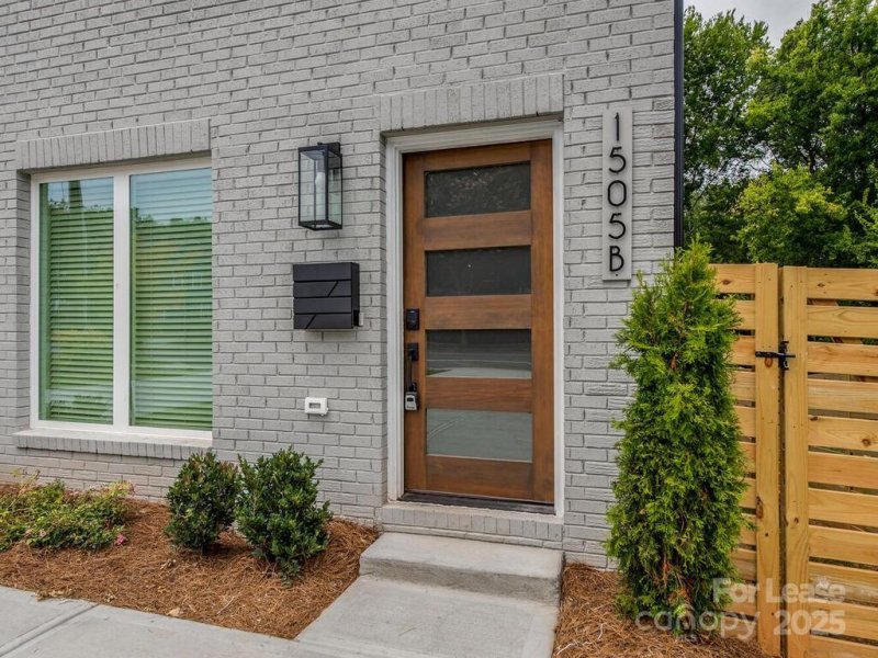Property image 3 at 1505 Seigle Avenue, Charlotte, NC 28205