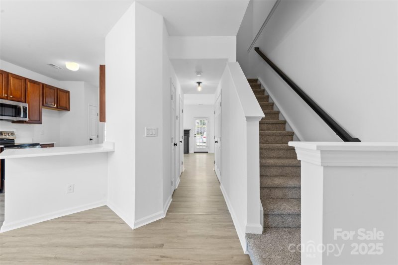 Property image 4 of 4208 Coulter Crossing in Farmington Ridge, Charlotte, NC 28213