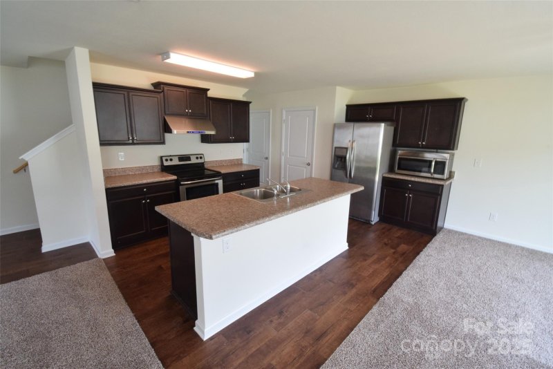 Property image 4 at 3014 Green Apple Drive, Dallas, NC 28034