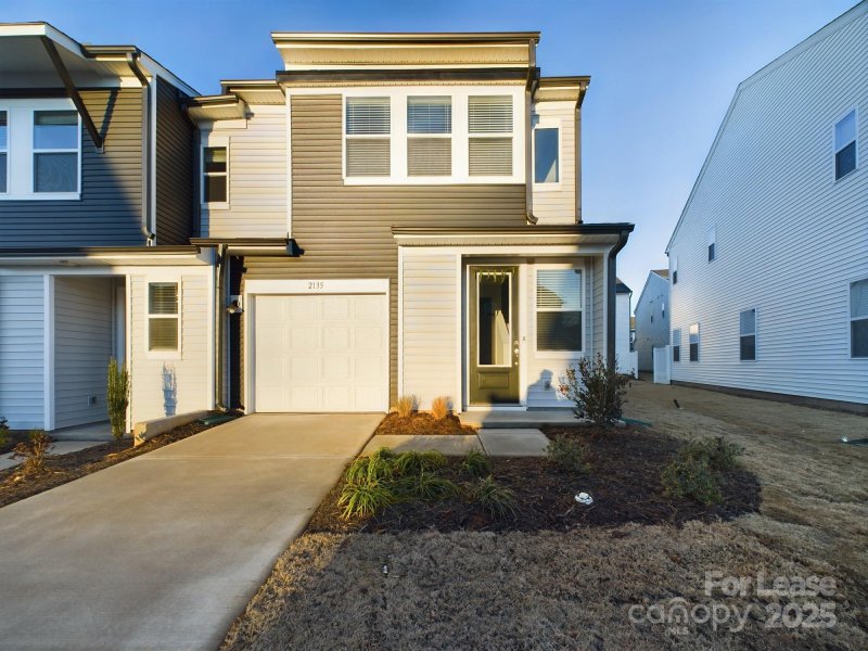 Property image 2 at 2135 Endeavor Run, Charlotte, NC 28269