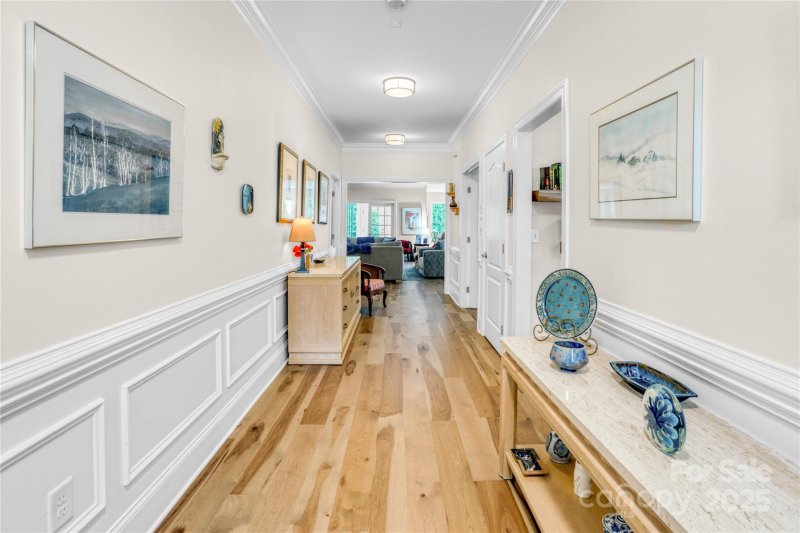 Property image 3 of 12910 Meetinghouse Drive in Baileys Glen, Cornelius, NC 28031