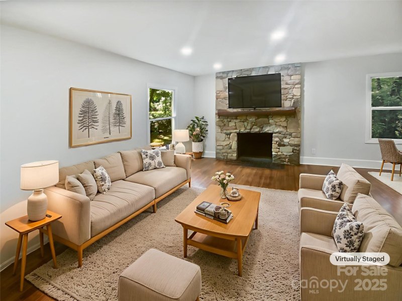 Property image 2 at 3109 Morson Street, Charlotte, NC 28208