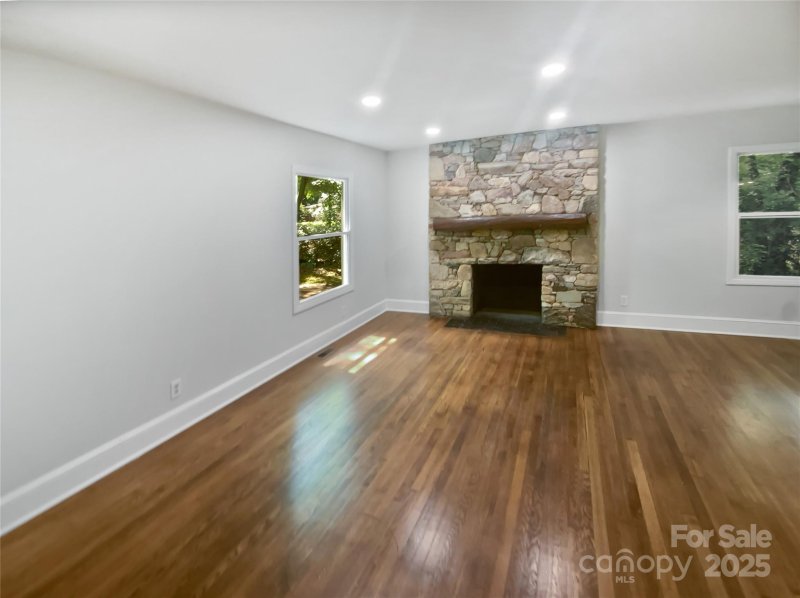 Property image 3 at 3109 Morson Street, Charlotte, NC 28208