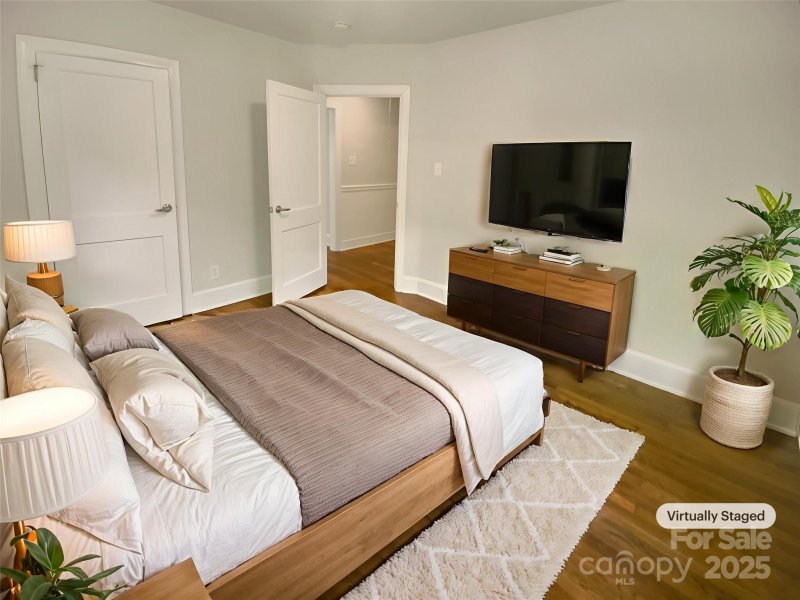 Property image 4 at 3109 Morson Street, Charlotte, NC 28208