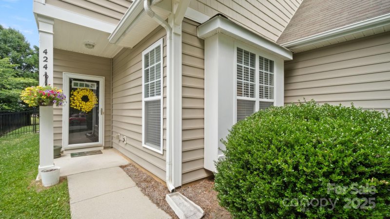 Property image 2 at 424 Paperbark Lane, Rock Hill, SC 29732