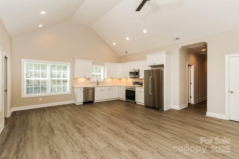 Property image 3 at 153 Ole Eastpointe Drive, York, SC 29745