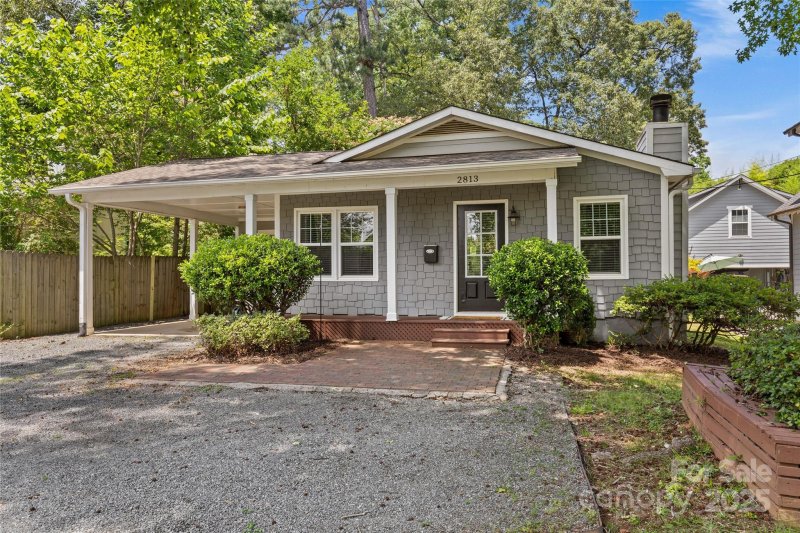 Property image 2 at 2813 Hilliard Drive, Charlotte, NC 28205