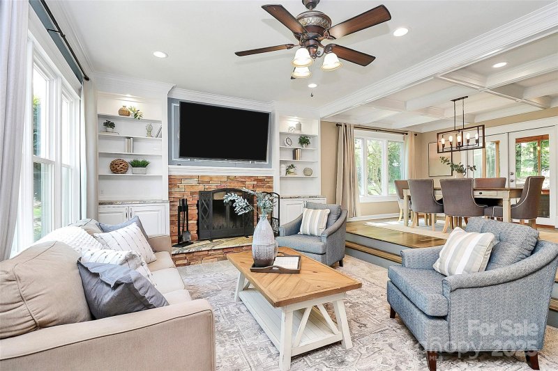 Property image 2 at 1011 Bydeford Court, Matthews, NC 28105