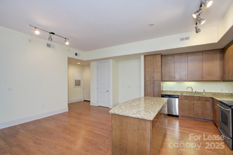 Property image 3 at 4625 Piedmont Row Drive, Charlotte, NC 28210