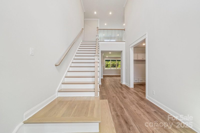 Property image 2 of 612 Hyder Trail in Windell Woods, Tega Cay, SC 29708