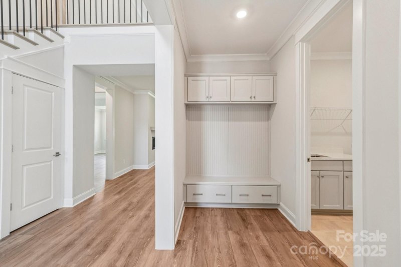 Property image 3 of 612 Hyder Trail in Windell Woods, Tega Cay, SC 29708