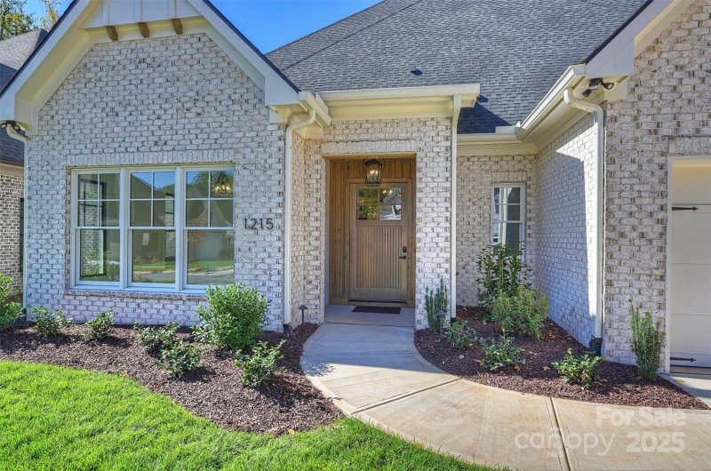 Property image 5 at 1215 Royal Prince Court, Charlotte, NC 28211