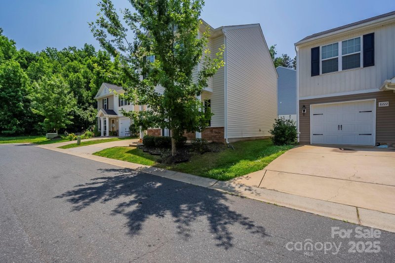 Property image 3 at 8226 Gabon Court, Charlotte, NC 28215