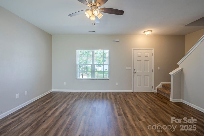 Property image 4 at 8226 Gabon Court, Charlotte, NC 28215