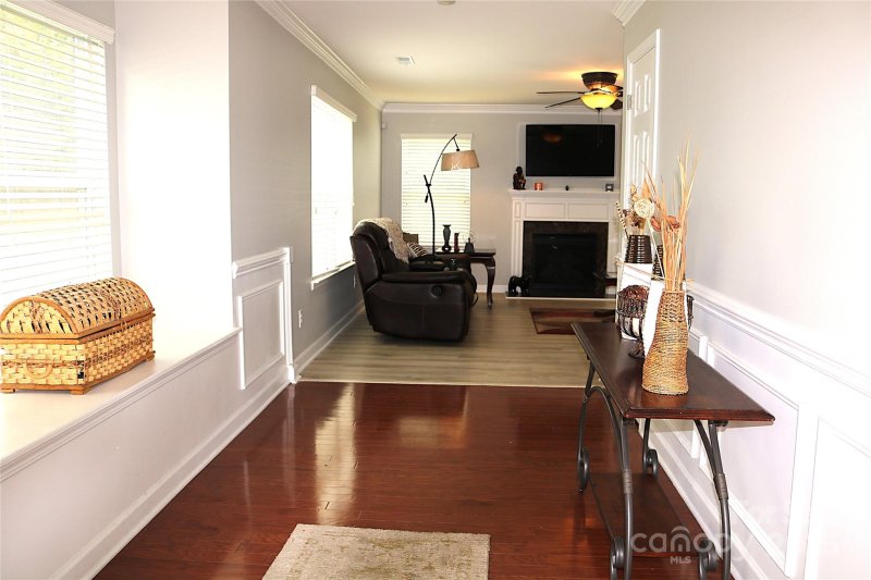 Property image 5 of 10726 Greenhead View Road in Mallard Lake, Charlotte, NC 28262