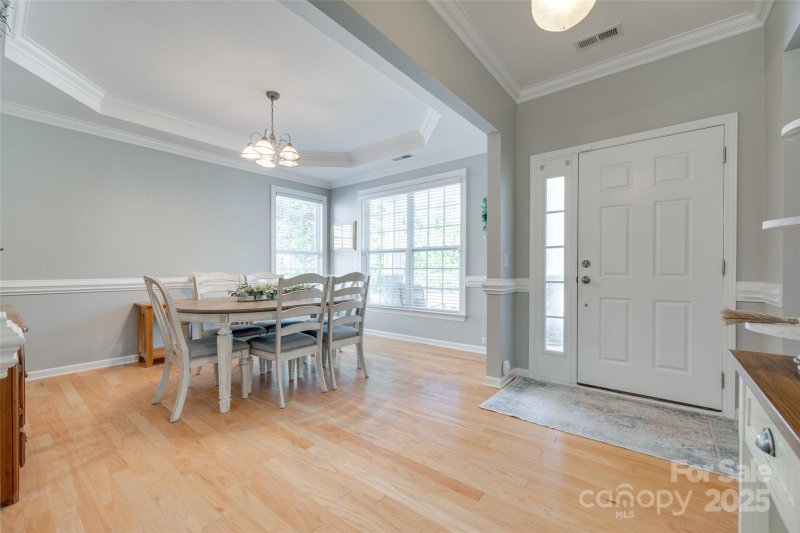 Property image 5 of 14727 Brannock Hills Drive in Creekshire Estates, Charlotte, NC 28278