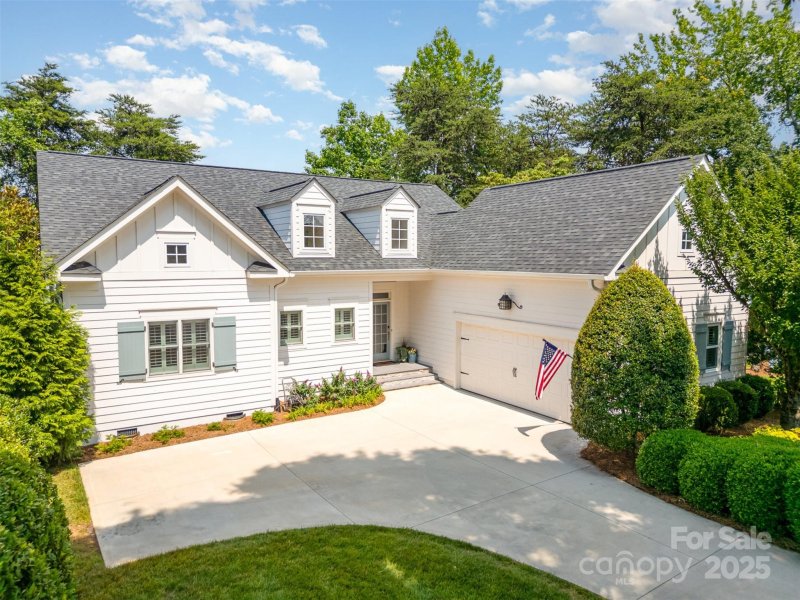 Property image 2 at 17719 Springwinds Drive, Cornelius, NC 28031